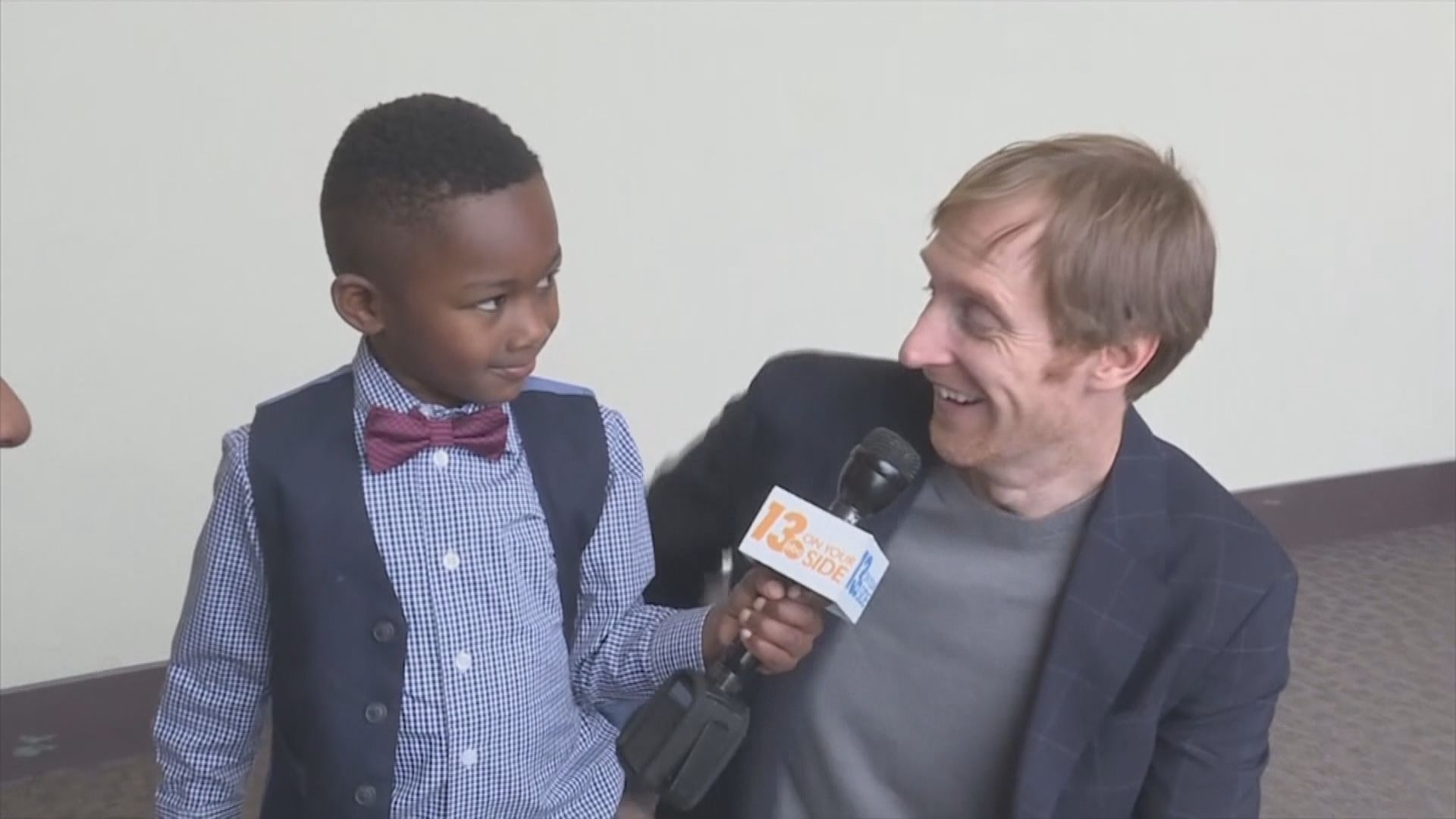 【環球薈報】美五歲男童邀請全班同學出席領養聆訊