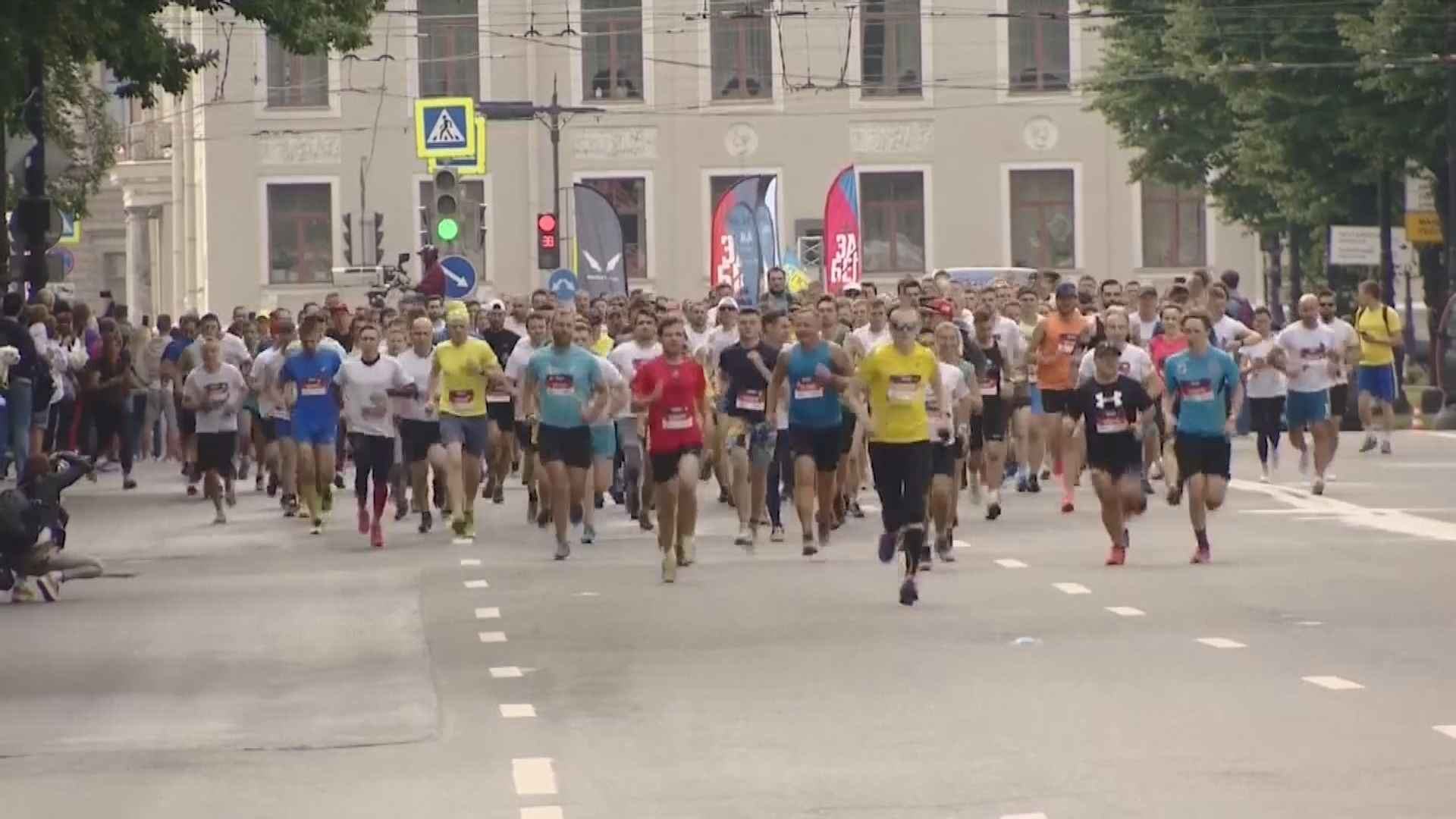 【環球薈報】莫斯科疫情下舉行半馬