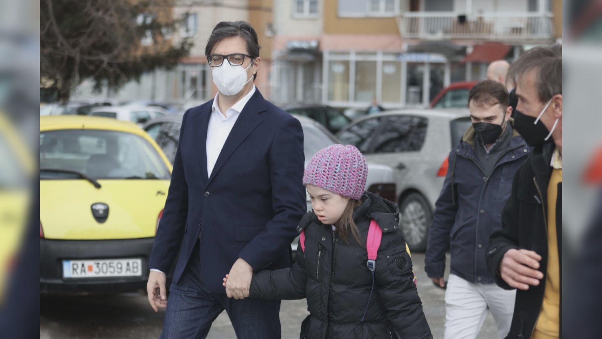 【環球薈報】北馬其頓總統親自送唐氏綜合症女孩上學