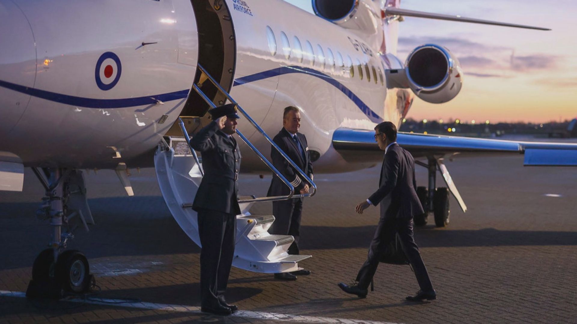 【環球薈報】辛偉誠坐半小時專機視察北部遭批評浪費公帑