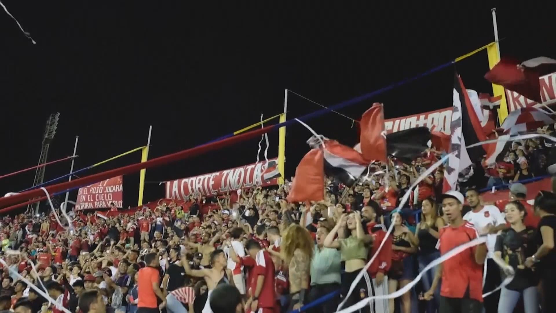 【環球薈報】委內瑞拉球迷放下政見團結支持球會