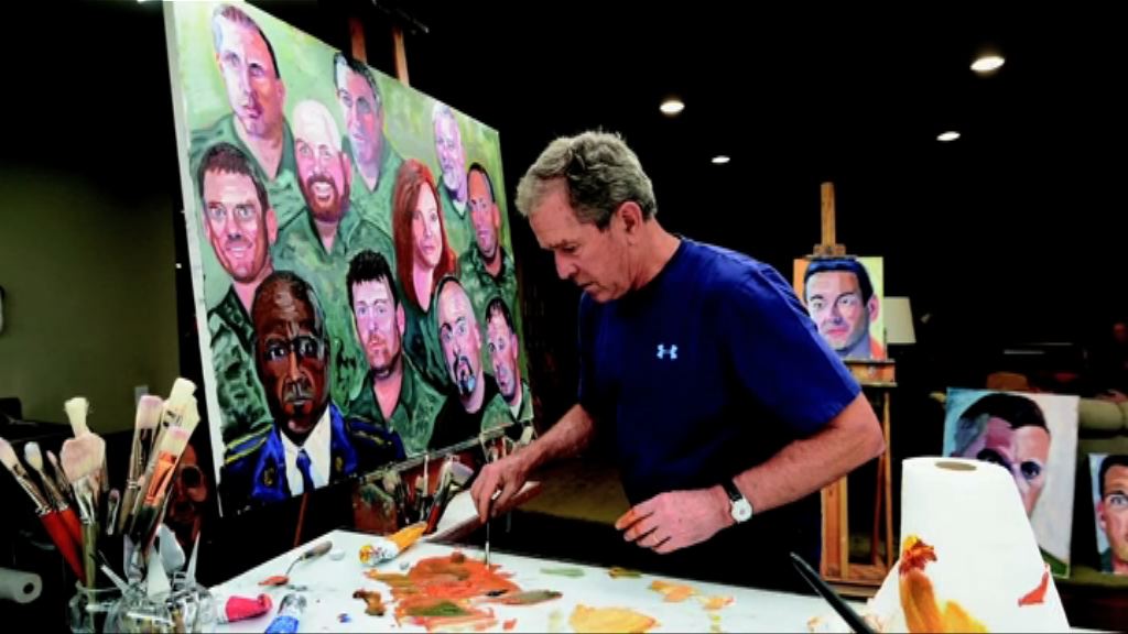 【環球薈報】小布殊出畫冊向退伍美軍致敬