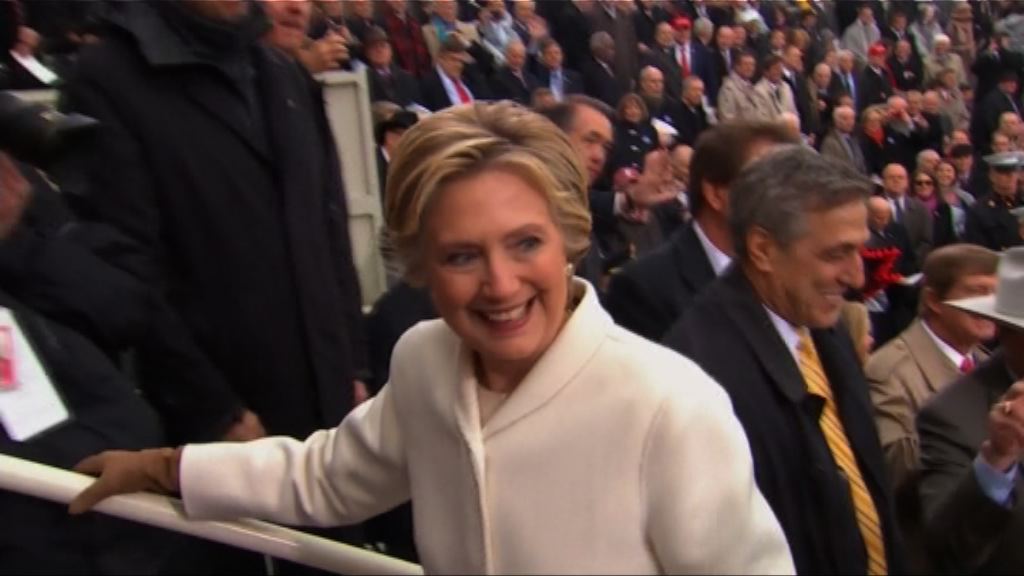 【環球薈報】希拉里擬出版個人散文集