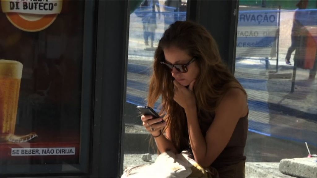 【環球薈報】智能電話用戶使用虹膜識別功能感不適