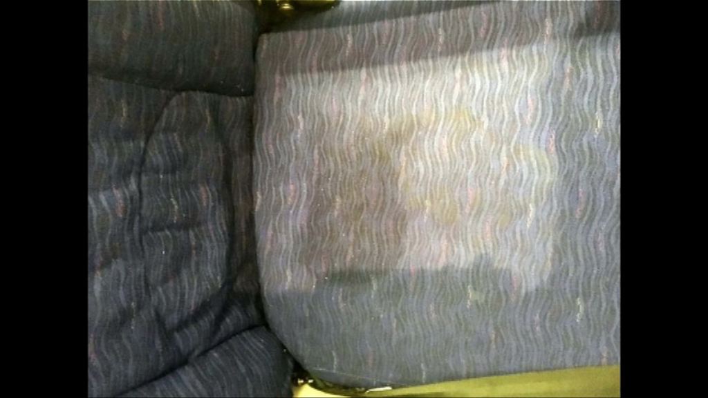 【環球薈報】英航乘客被迫坐滲有尿液的座位