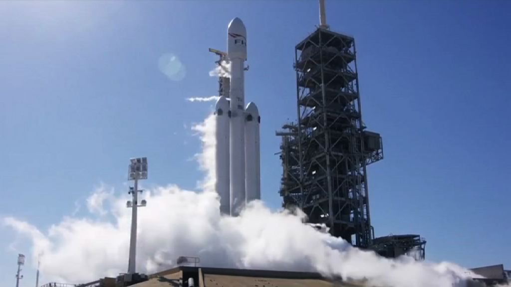 【環球薈報】SpaceX成功測試重型火箭引擎
