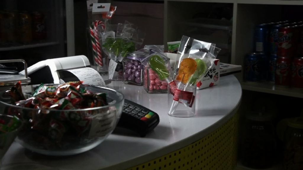 【環球薈報】英國醫療界籲糖果包裝印蛀牙圖像