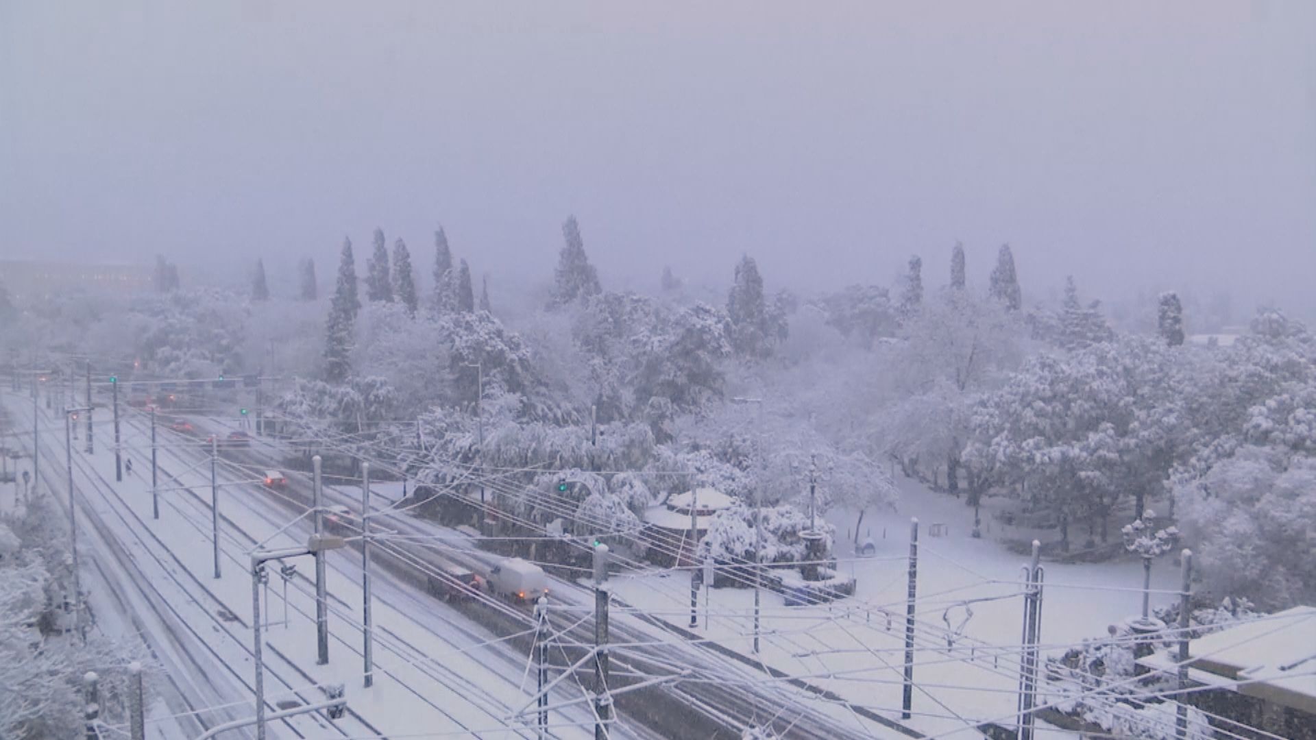 希臘遭遇12年來最強冷鋒　最少2人死亡