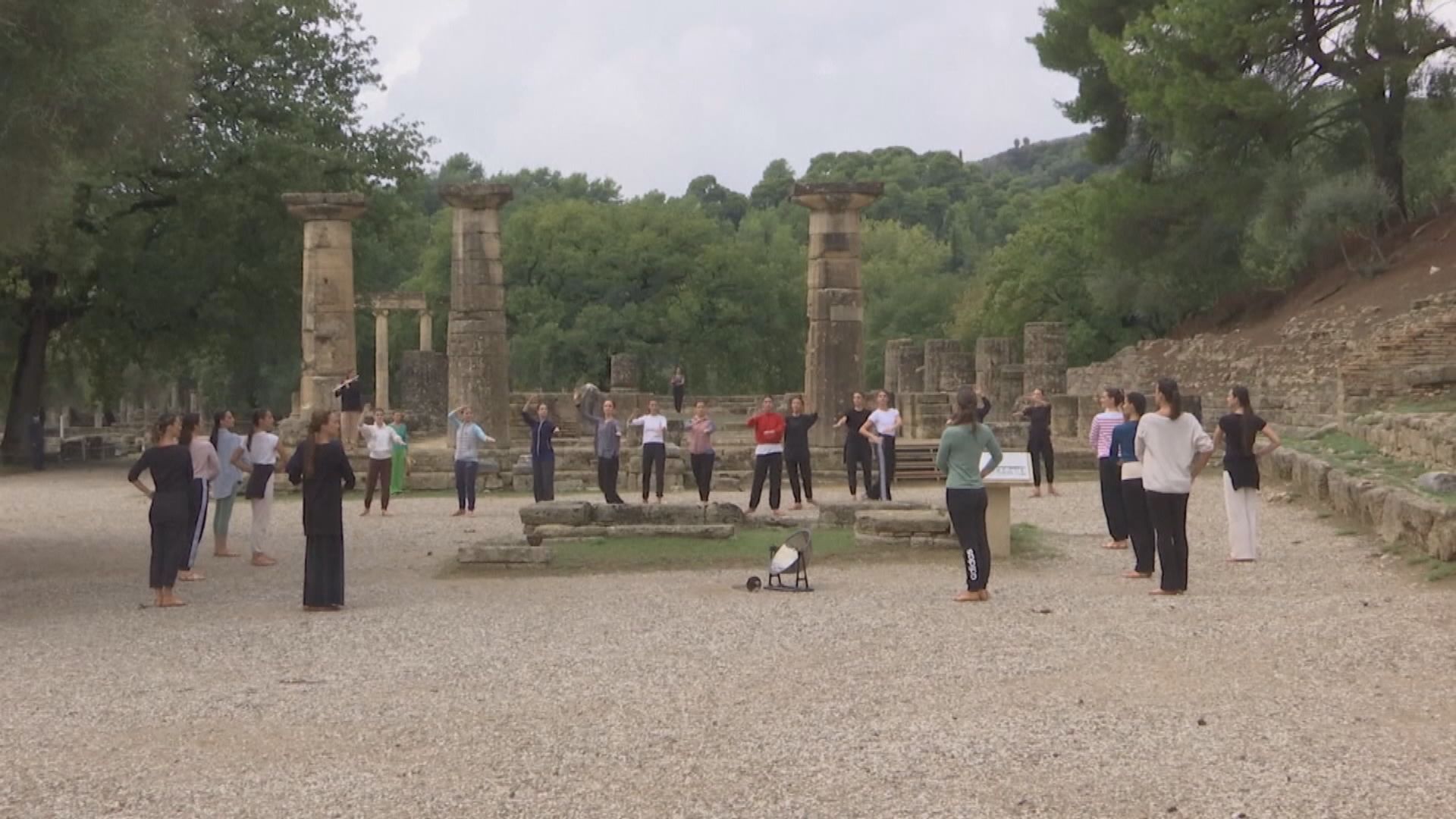 兩名女子於雅典示威抗議北京冬奧被捕