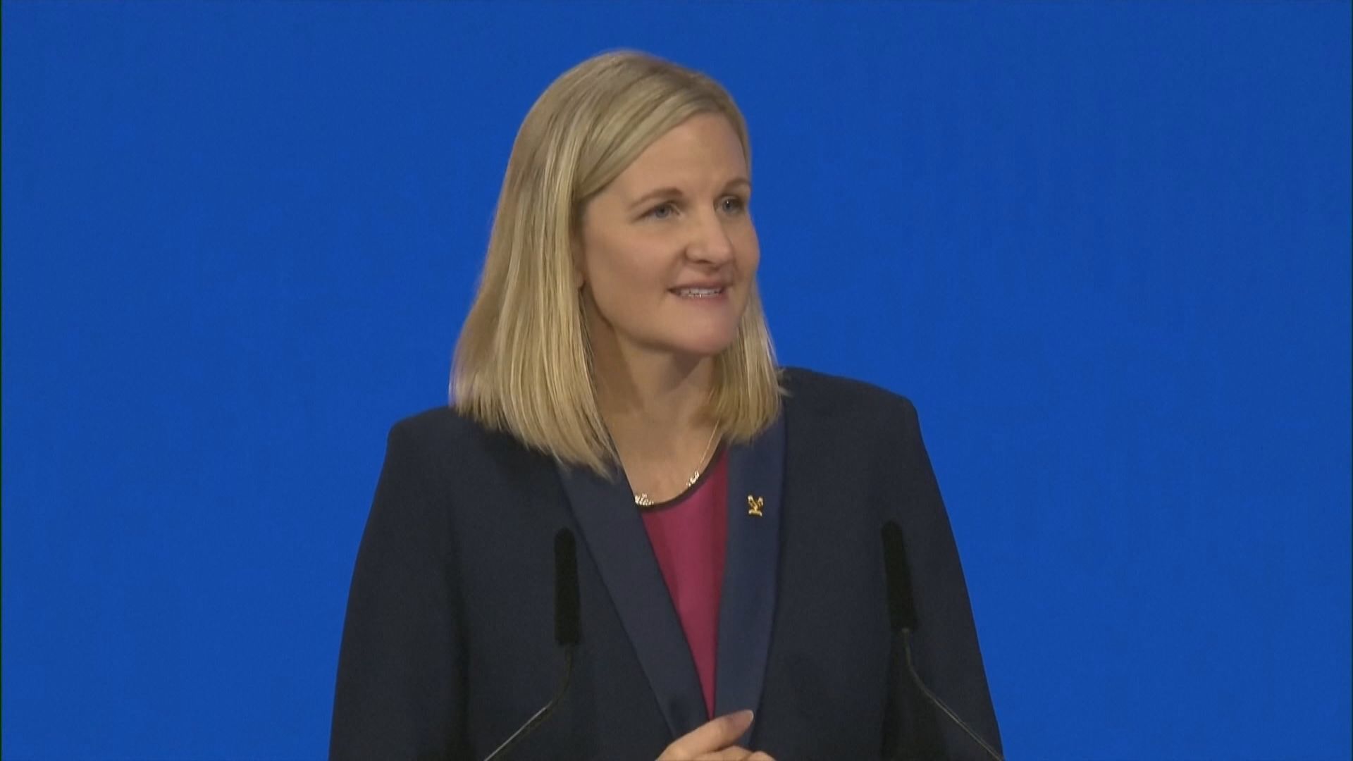 津巴布韋體育部長考文垂當選國際奧委會主席　成首名女主席