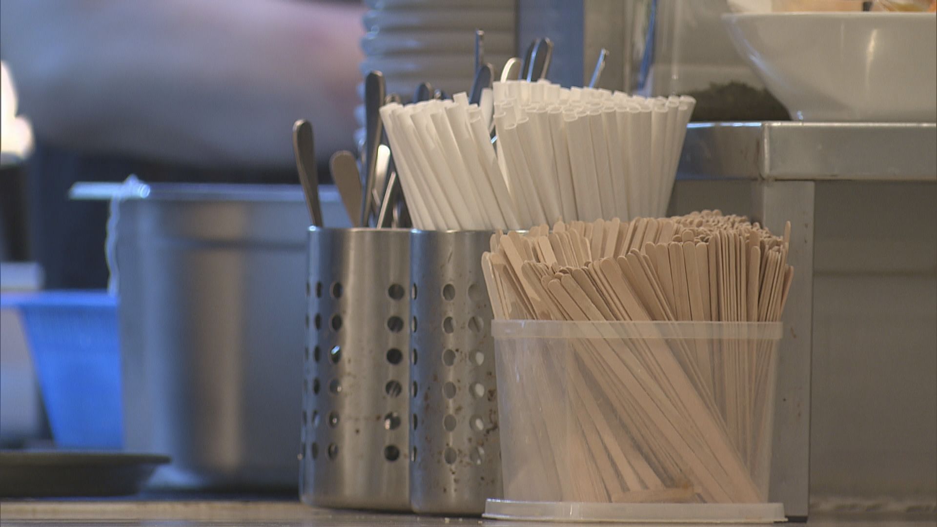 「走塑」一周年｜有餐廳近7成食客「走餐具」　冀當局考慮經營環境才推次階段