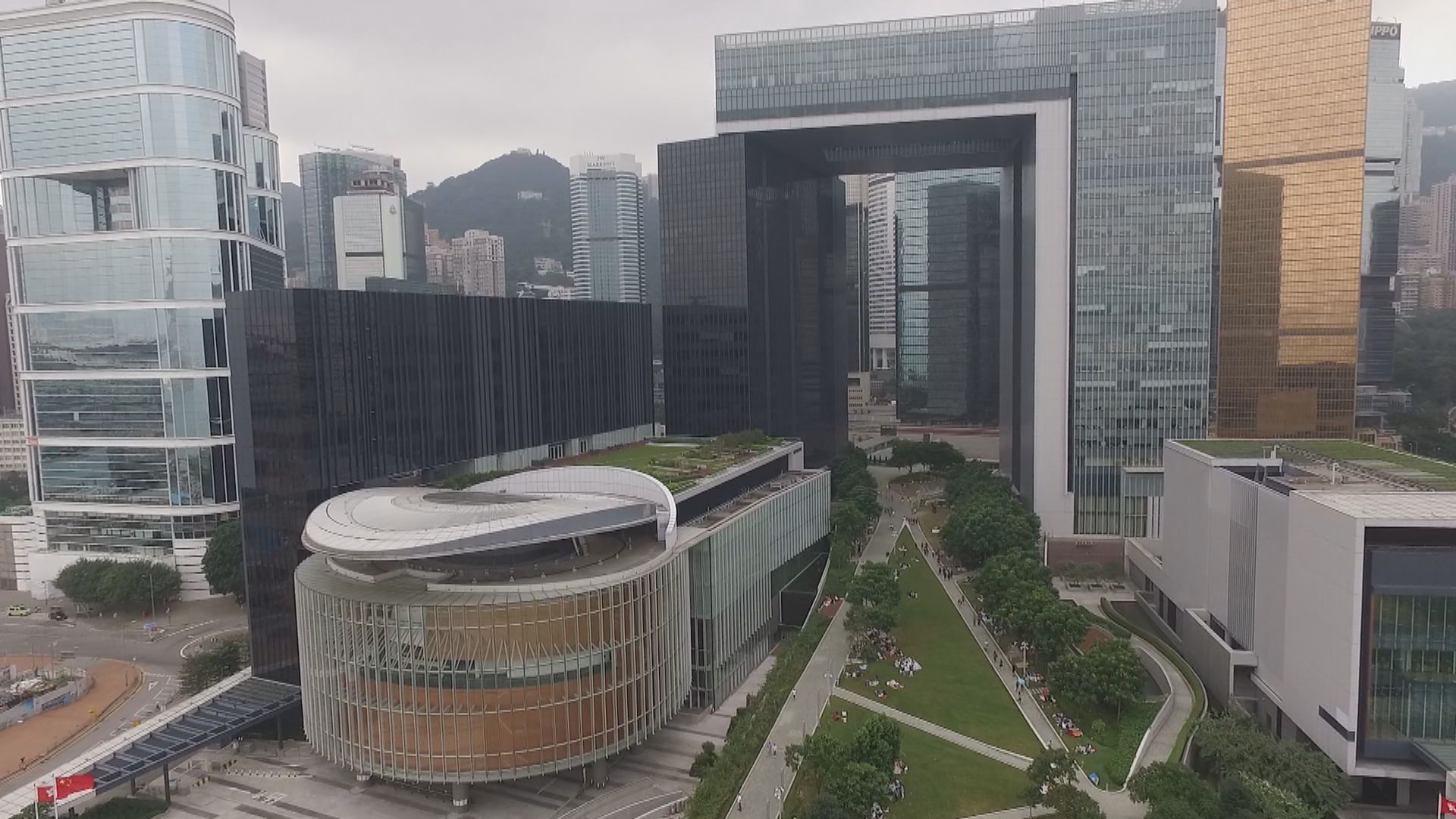 綠色零售債券逾32萬人認購