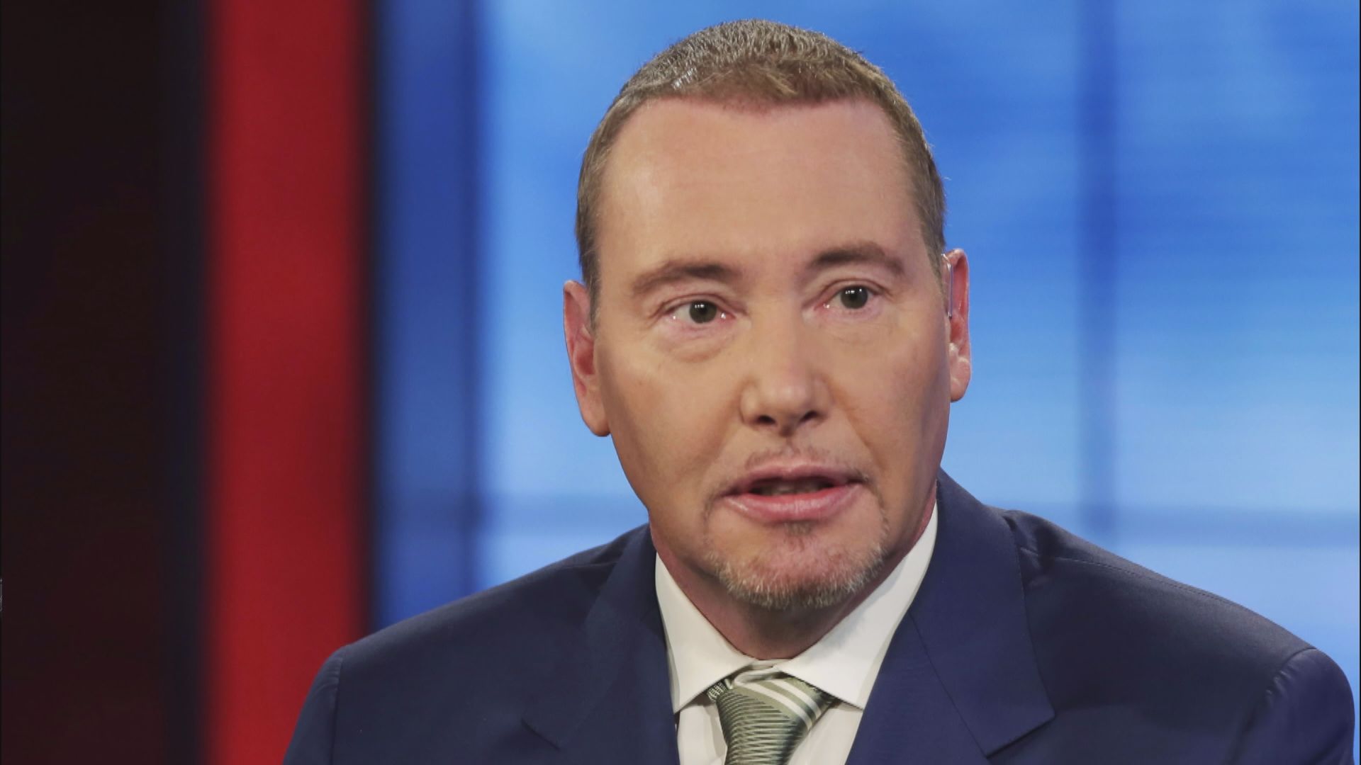 新債王岡拉克：聯儲局長期操控股市