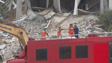 廣州白雲區山泥傾瀉仍有5人被困　當局繼續搜救行動