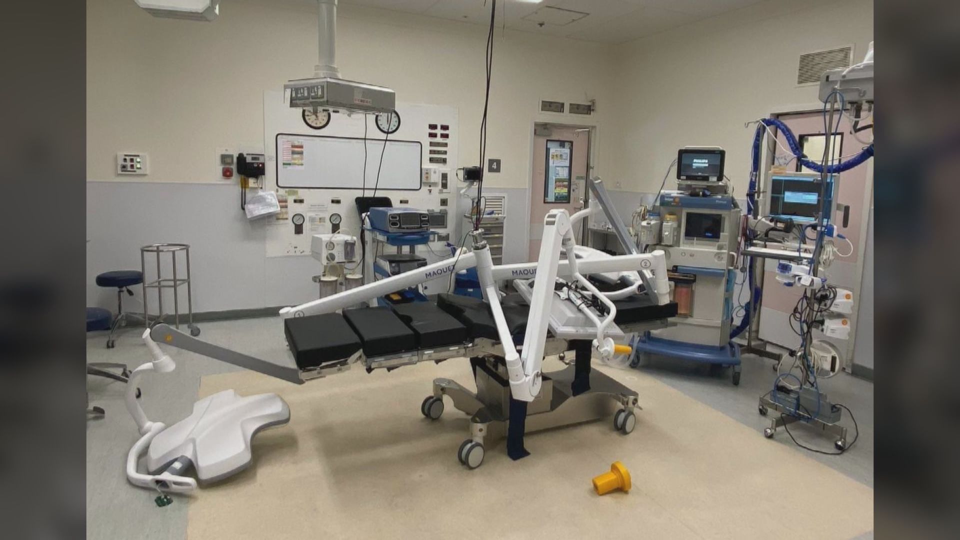 聯合醫院二月手術燈墜下 醫管局將追究法律責任