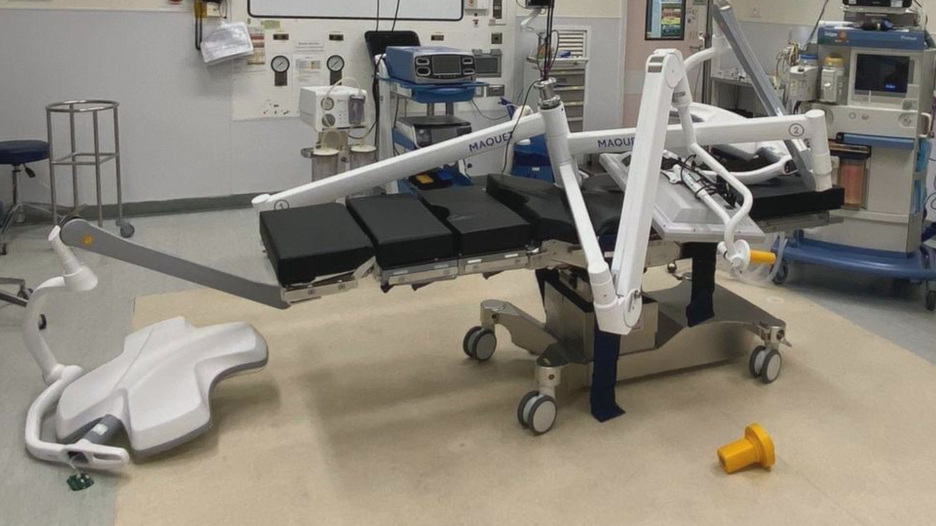 聯合醫院有大型手術燈墮下　據悉初步懷疑與金屬疲勞有關