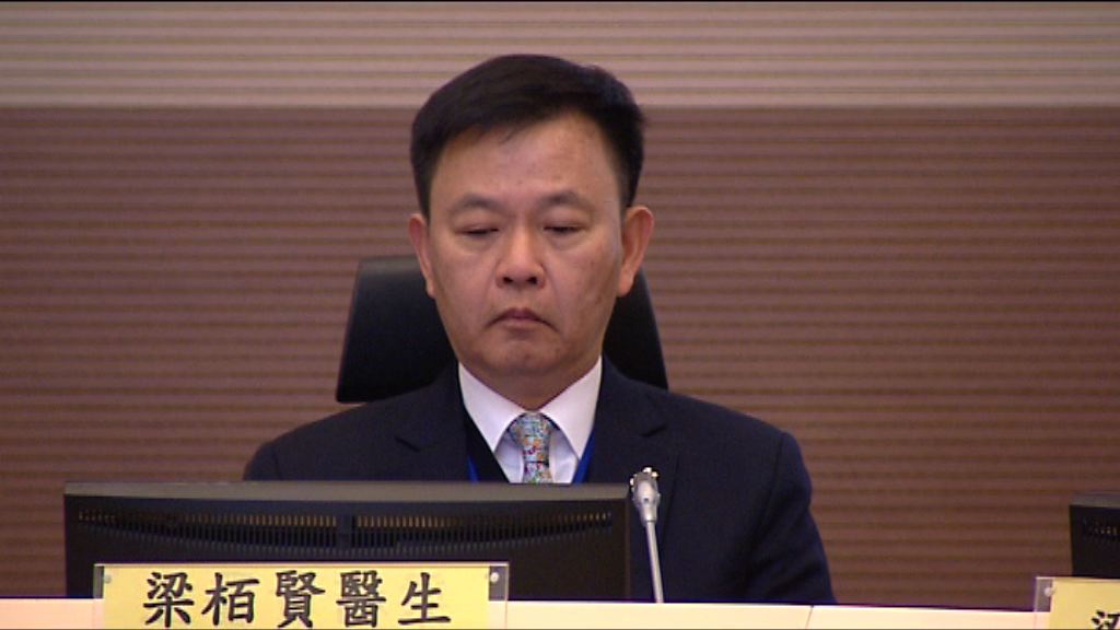 醫管局行政總裁梁栢賢明年約滿後不續任