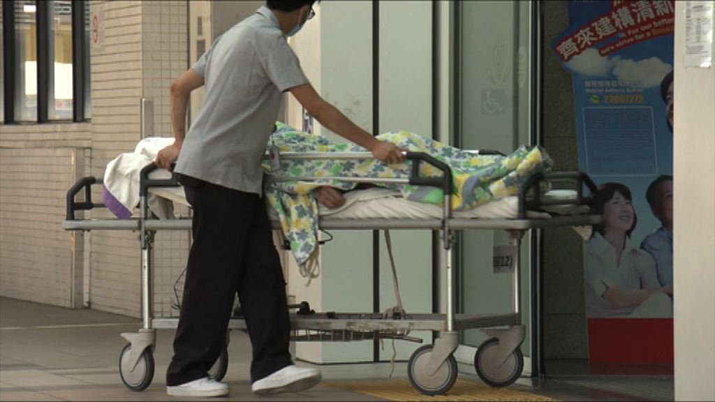 公立醫院內科病床佔用率回落至百分之99