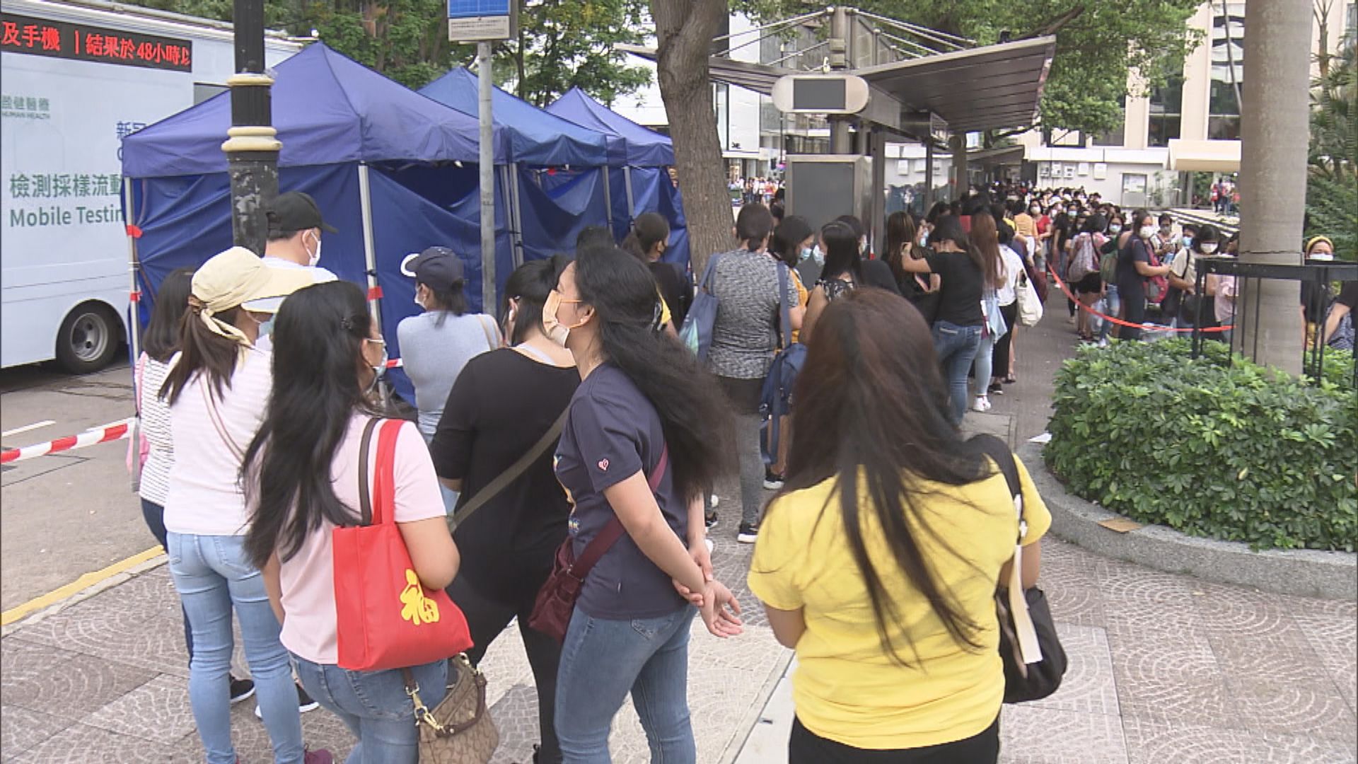 外傭需強檢　檢測站大排長龍要延長服務