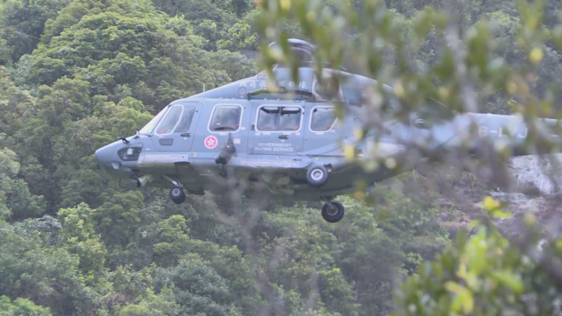 西貢飛鳳石澗行山男子遭石擊中　腳骨折送院
