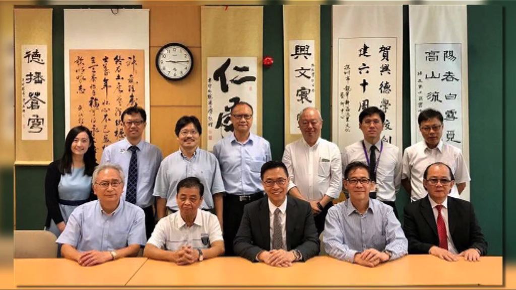 楊潤雄到興德學校了解籌備開學進度