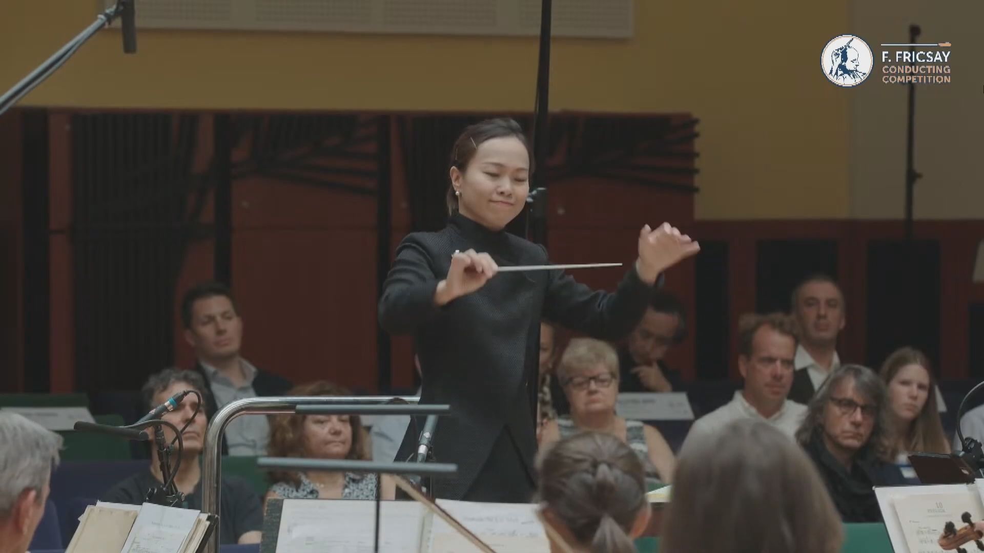 香港指揮家葉詠媛奪弗里喬伊．費倫茨國際指揮大賽第三名
