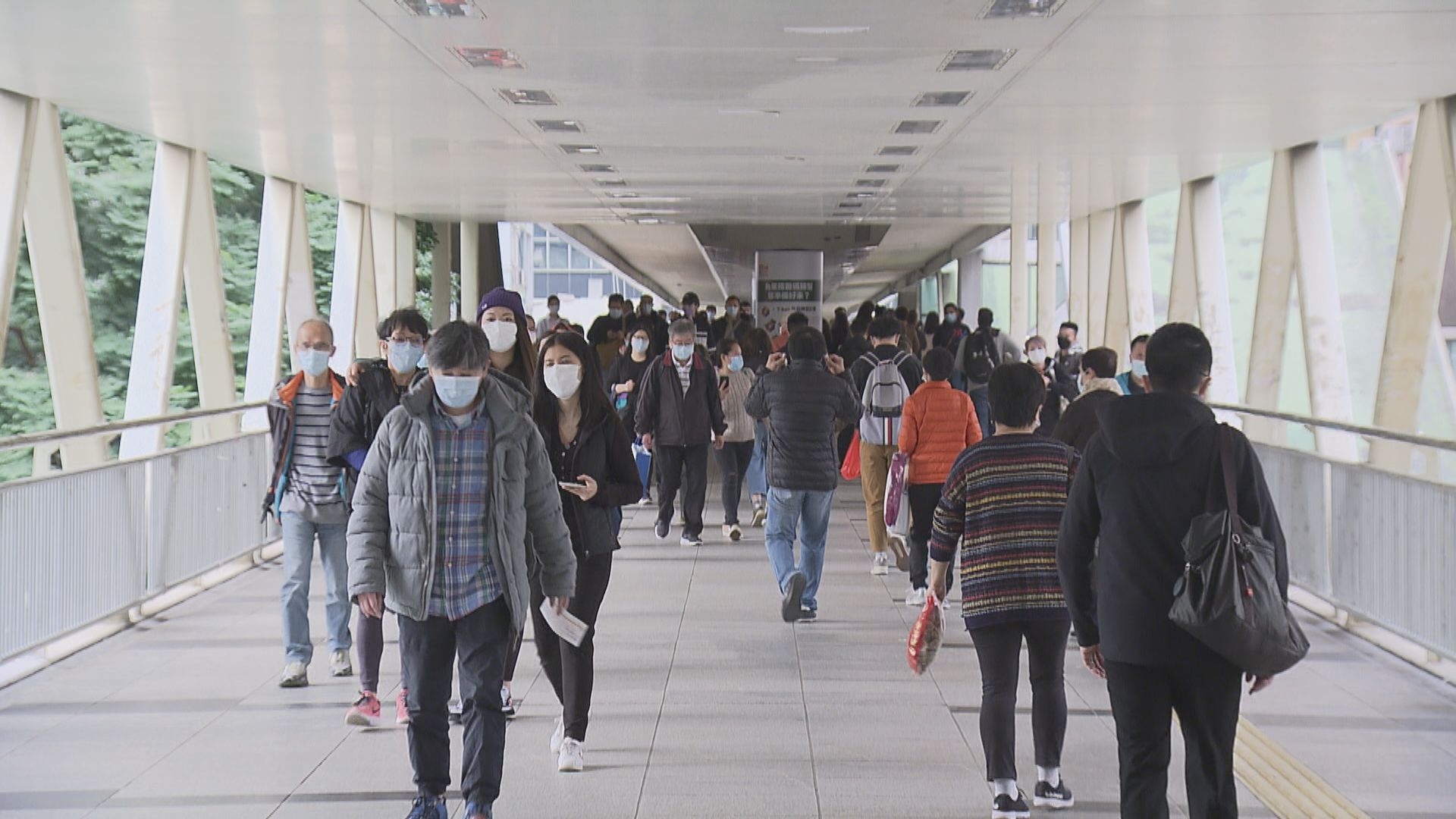 本港去年人口跌至733萬 　連續三年下跌