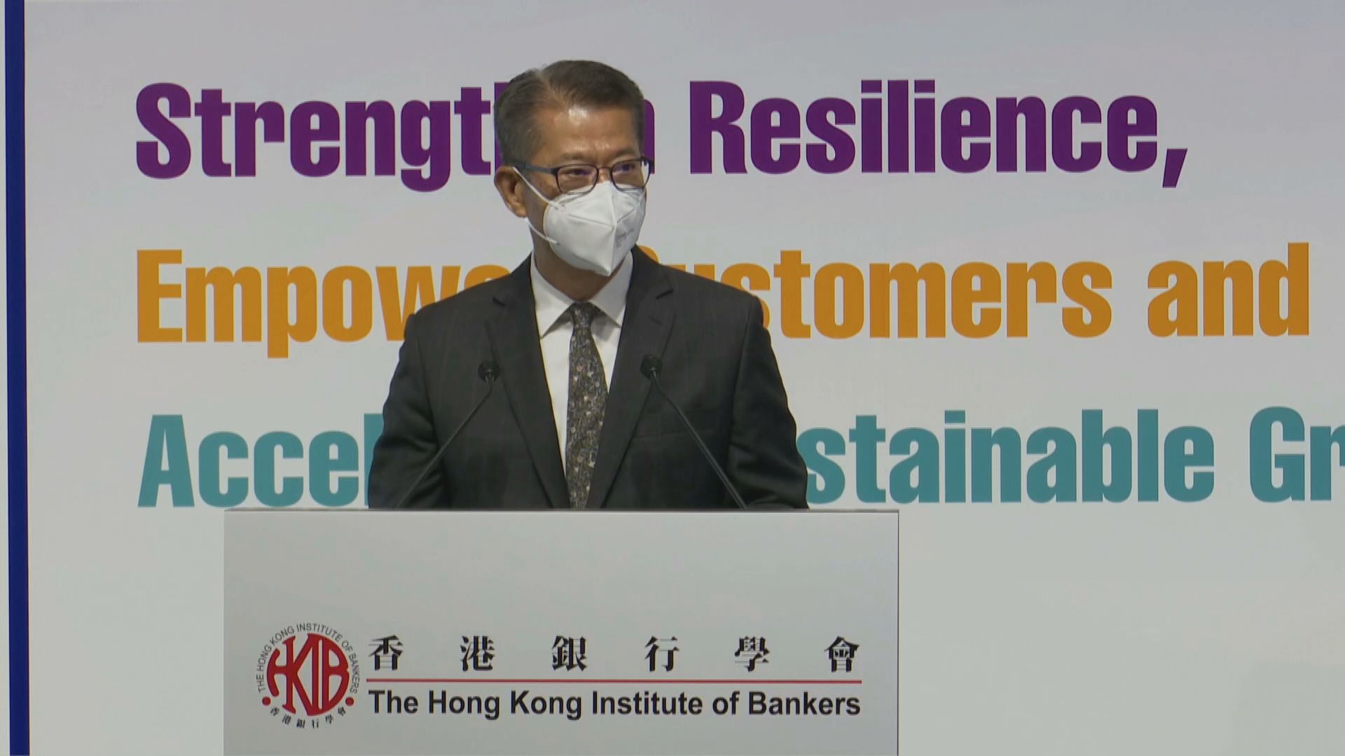 陳茂波：通關助港吸納人才　各界盼進一步放寬檢疫並與內地通關