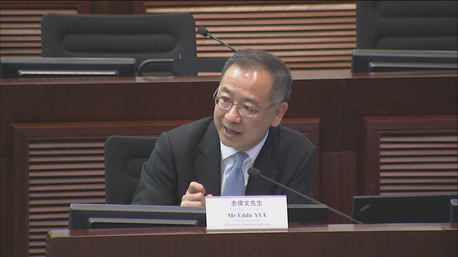 金管局總裁：預料金融市場仍會十分波動