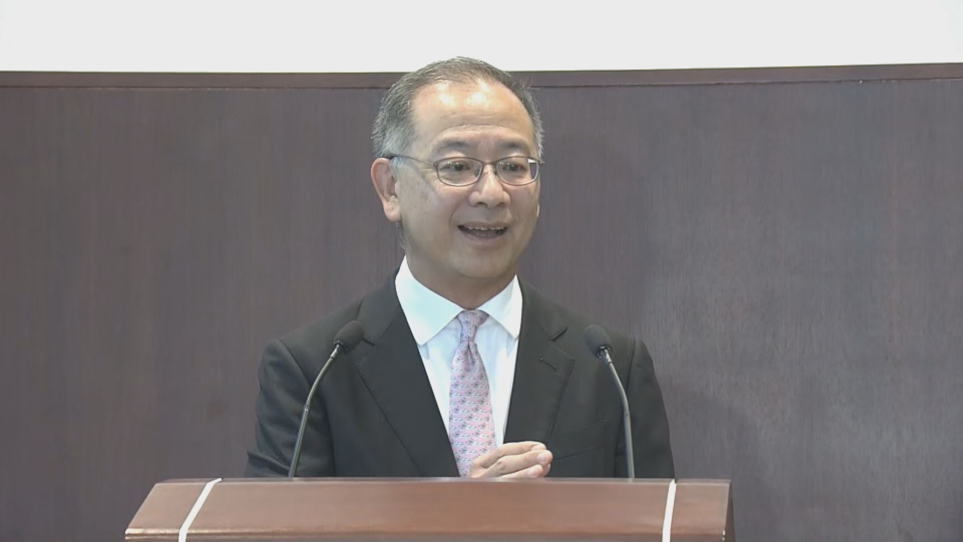 余偉文料未來10至20年難以做到「去美元化」