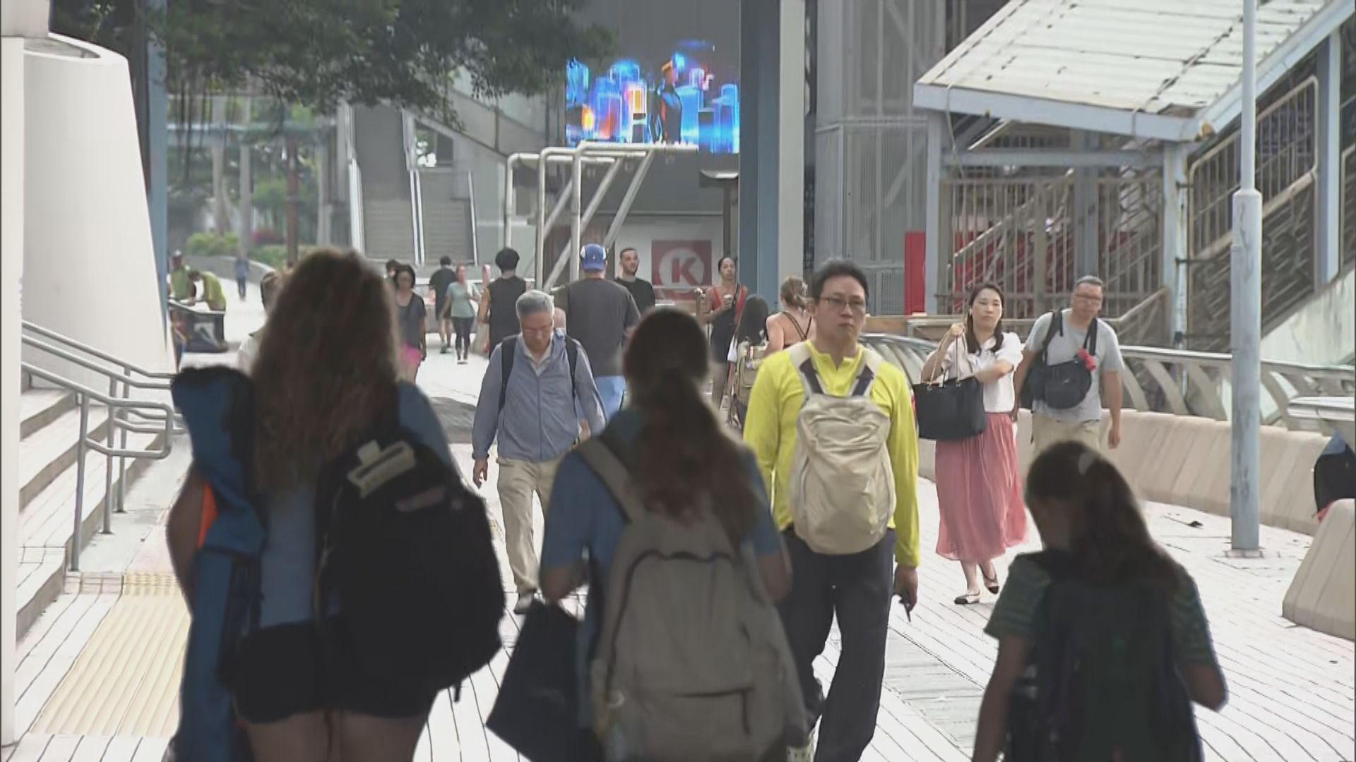 天氣｜冷鋒將橫過廣東沿岸　本港氣溫會漸降