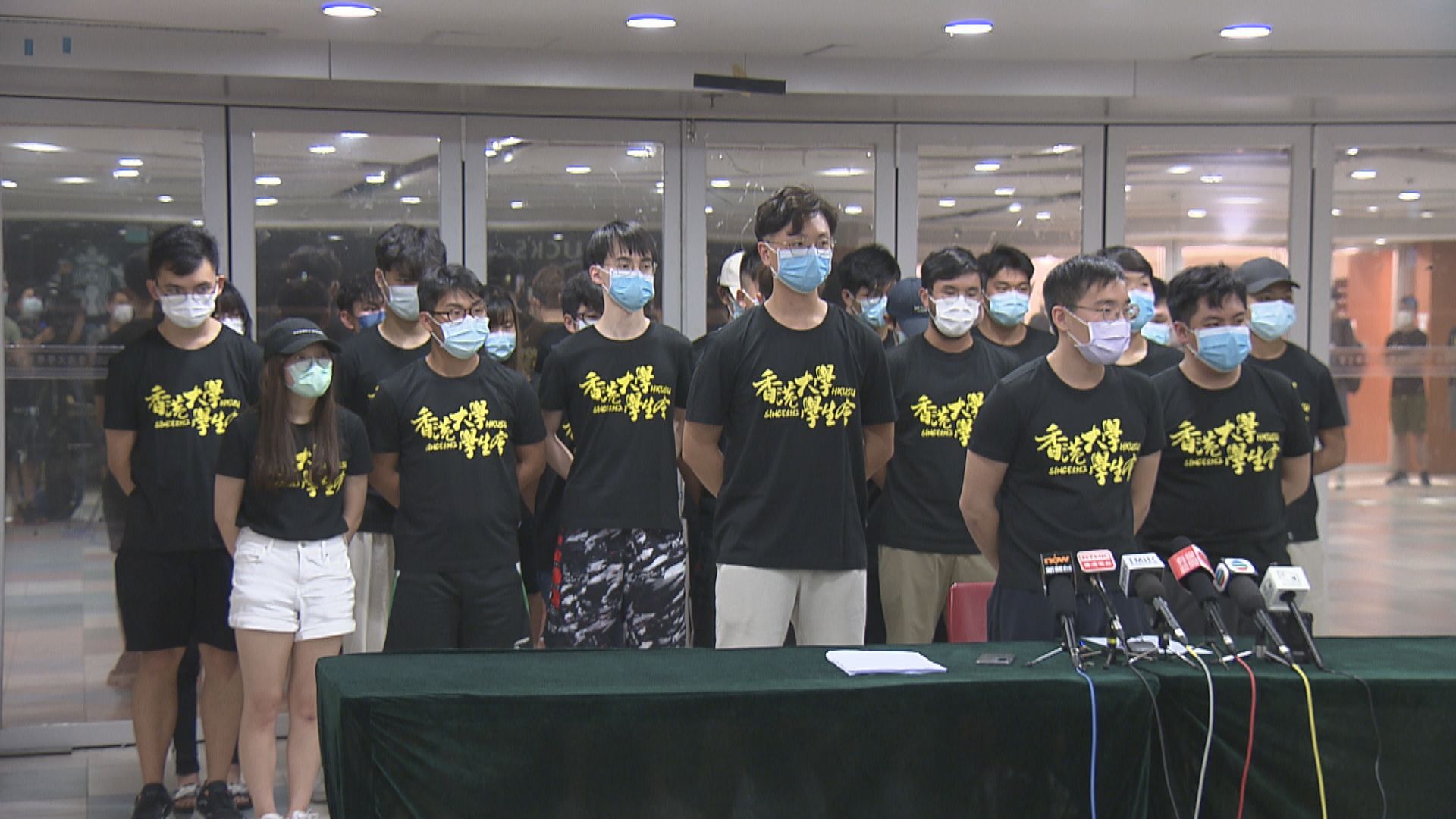 消息：國安處拘三名港大學生涉七一襲警議案