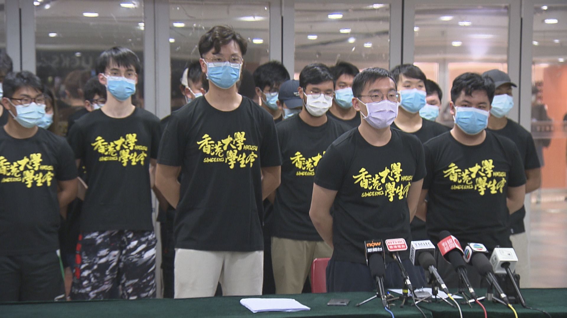 四港大生涉宣揚恐怖主義被捕　警押其中一人返住所搜證