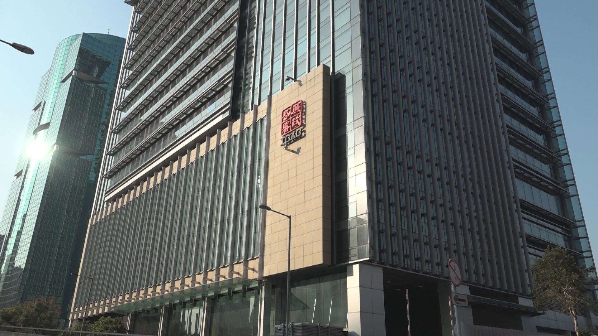 港大教育學院副教授嫌收賄220萬元　批出七份資訊科技項目訂單