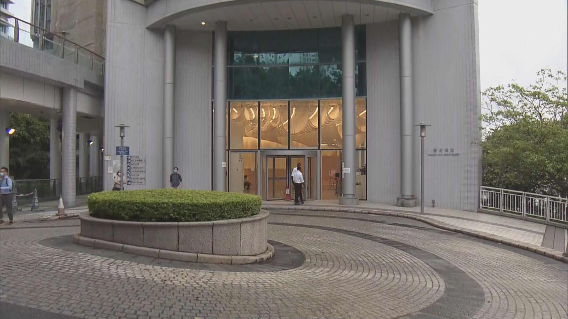 據悉兩名港大醫學院職員初步確診