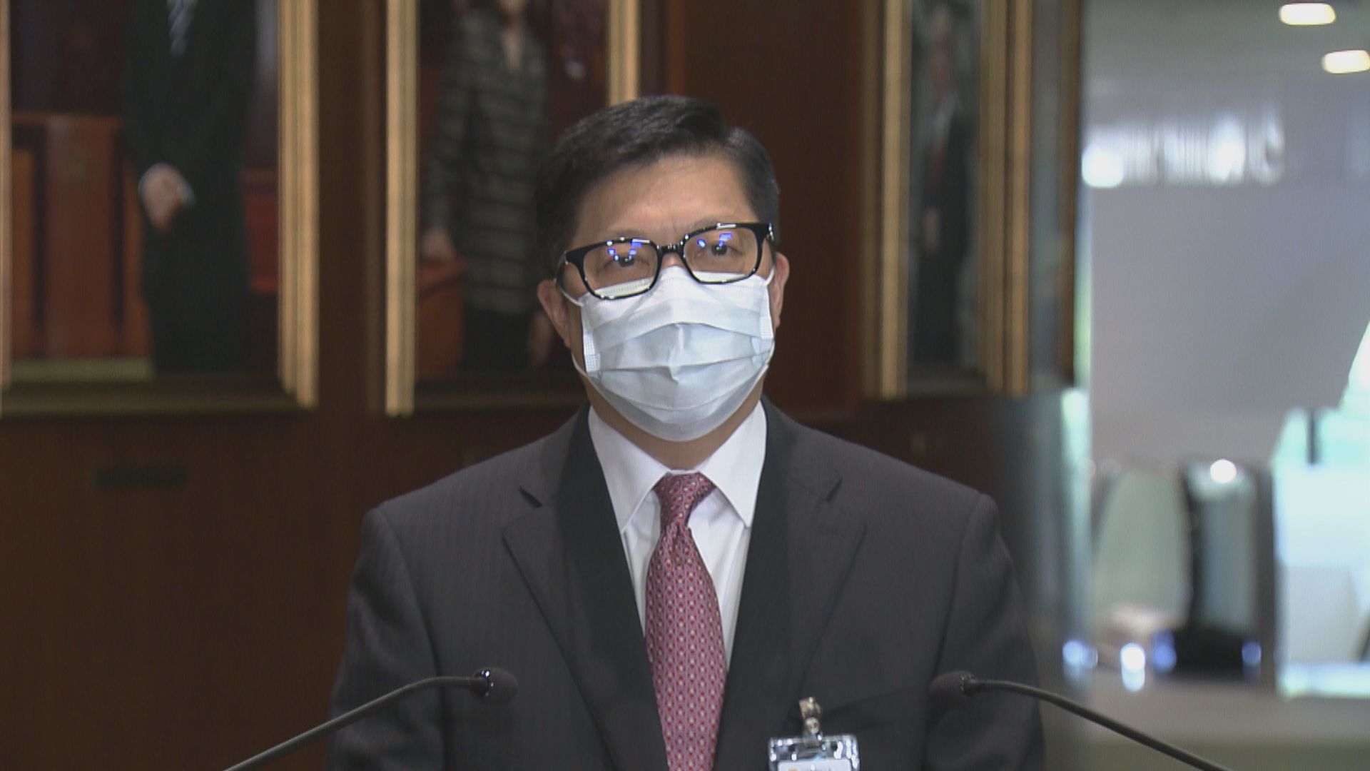 鄧炳強回應港大案　指不會因特定身分不檢控