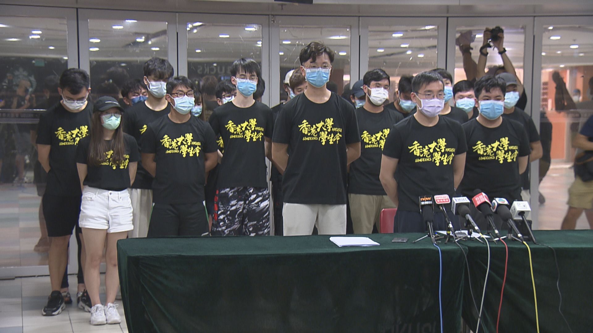 港大禁參與學生會評議會學生進入校園