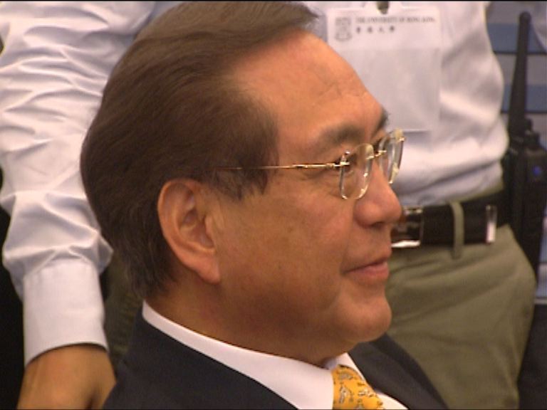 李國章無回應是否曾稱告港大學生