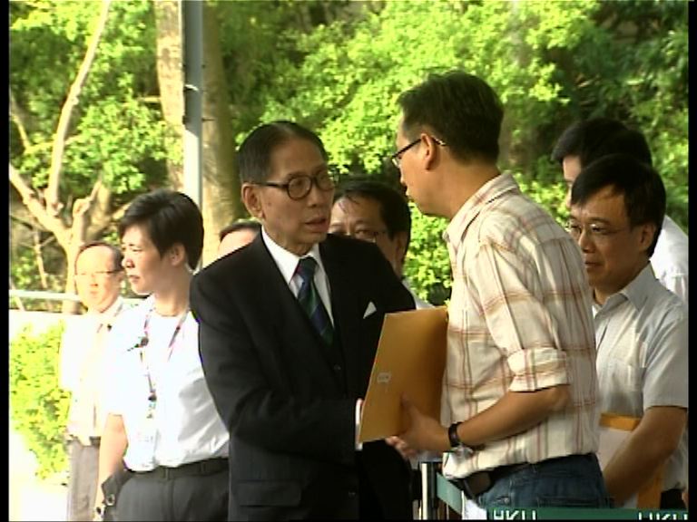 梁智鴻未決定是否暗票表決