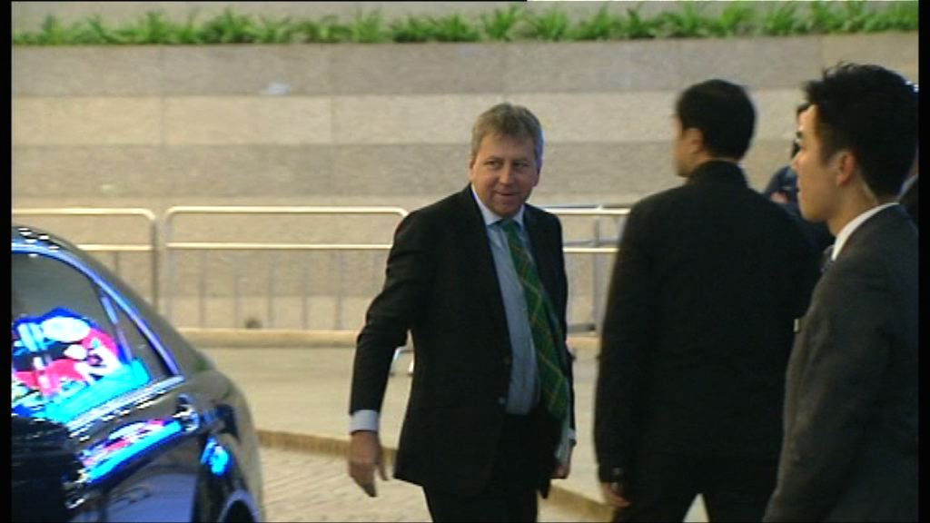 港大校委會會展開會　保安嚴密