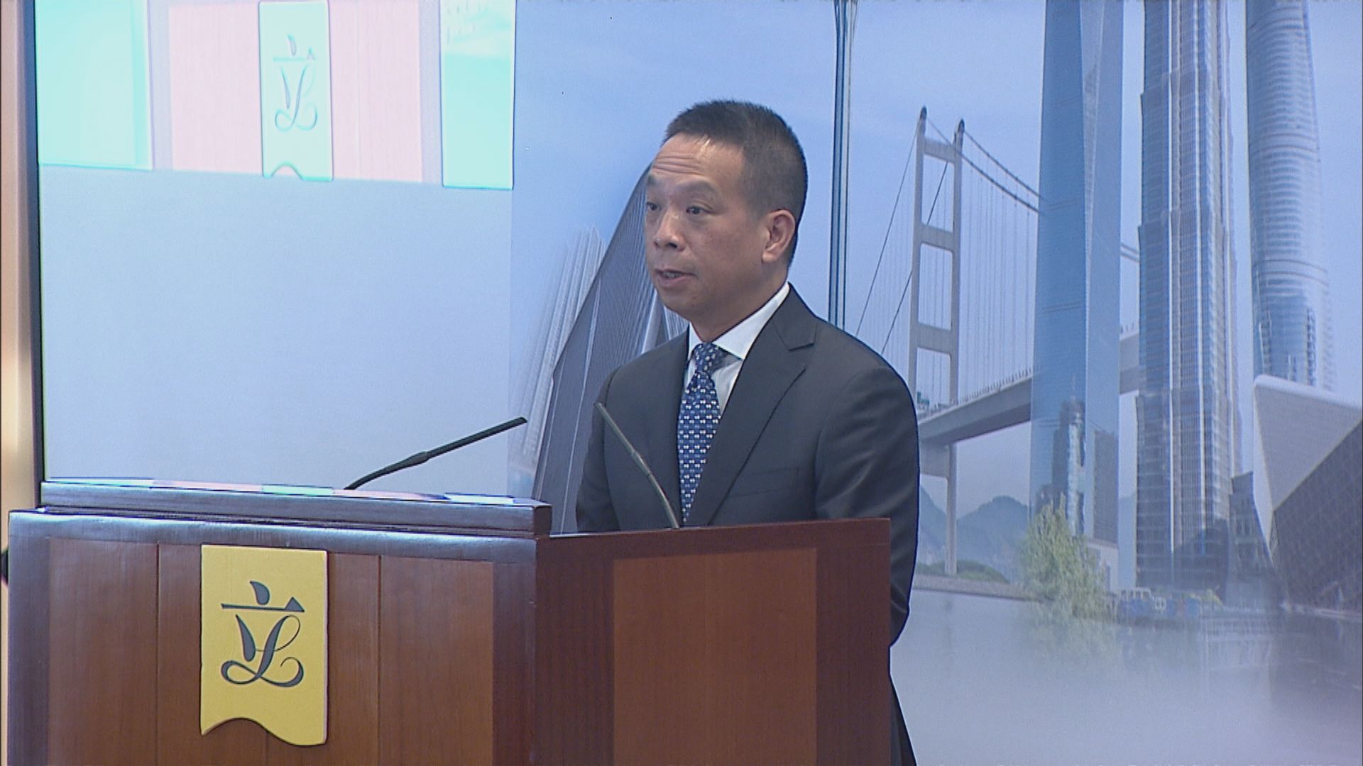 黃柳權到立法會出席十四五規劃講座