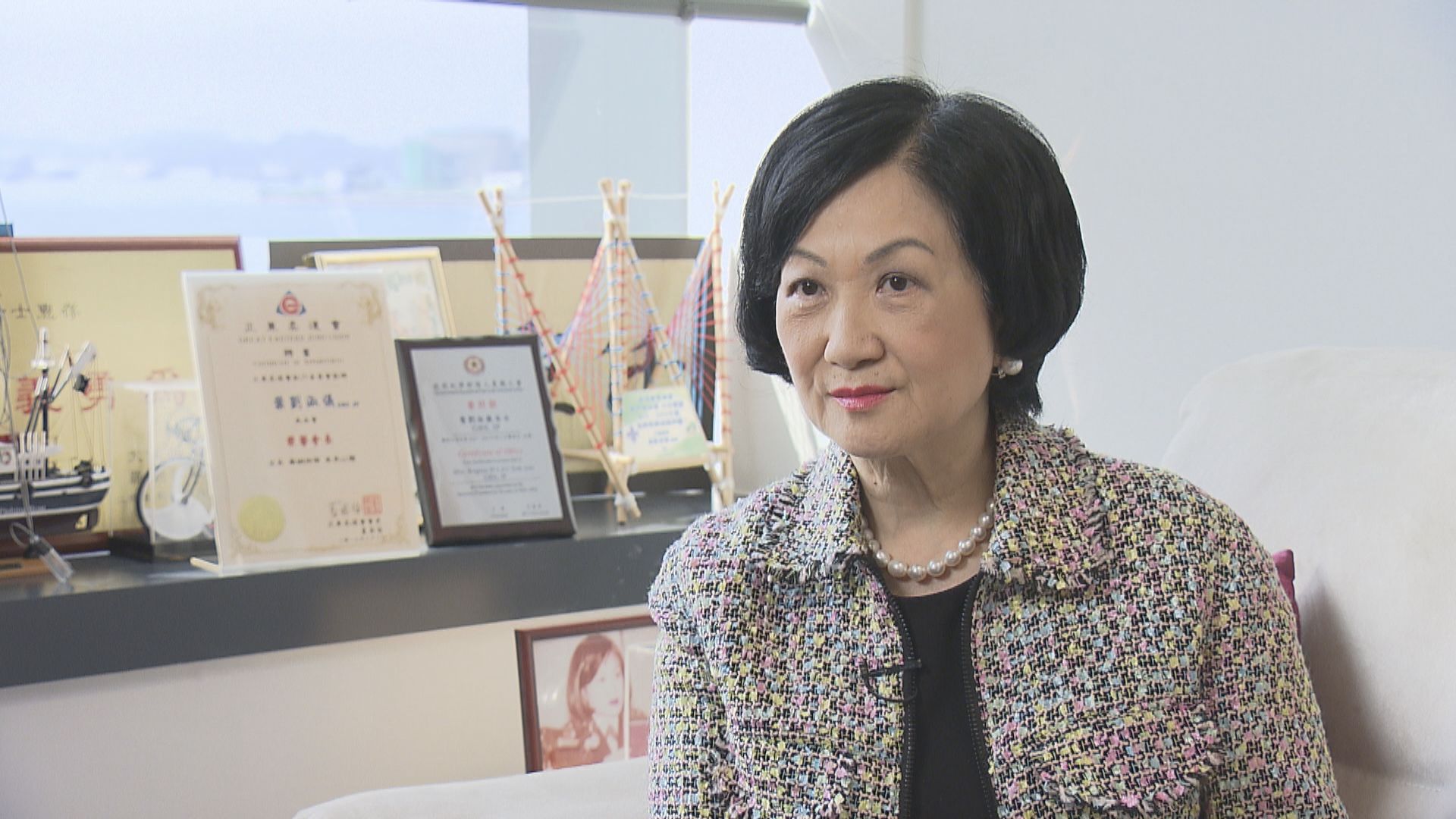 獲頒大紫荊勳章　葉劉淑儀感謝政府認同