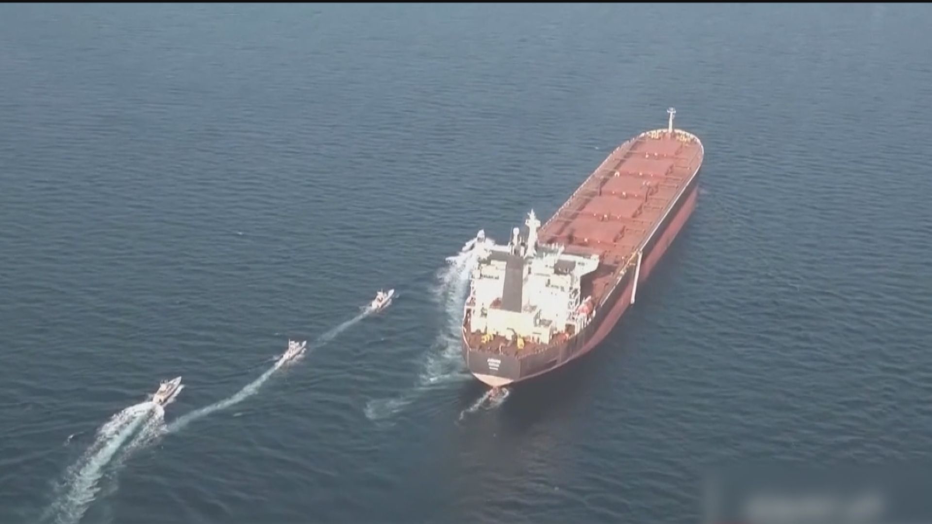 印度兩艘運送液化石油氣運油輪安全通過霍爾木茲海峽