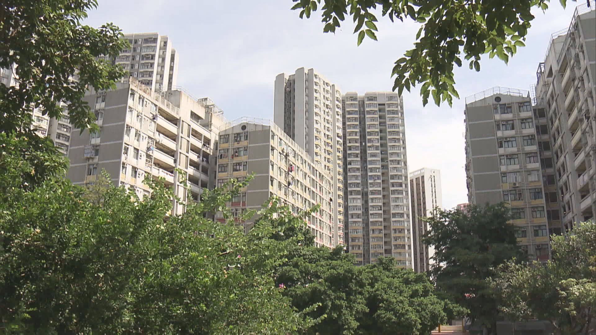 房委會通過長者寬敞戶調遷免租計劃恆常化