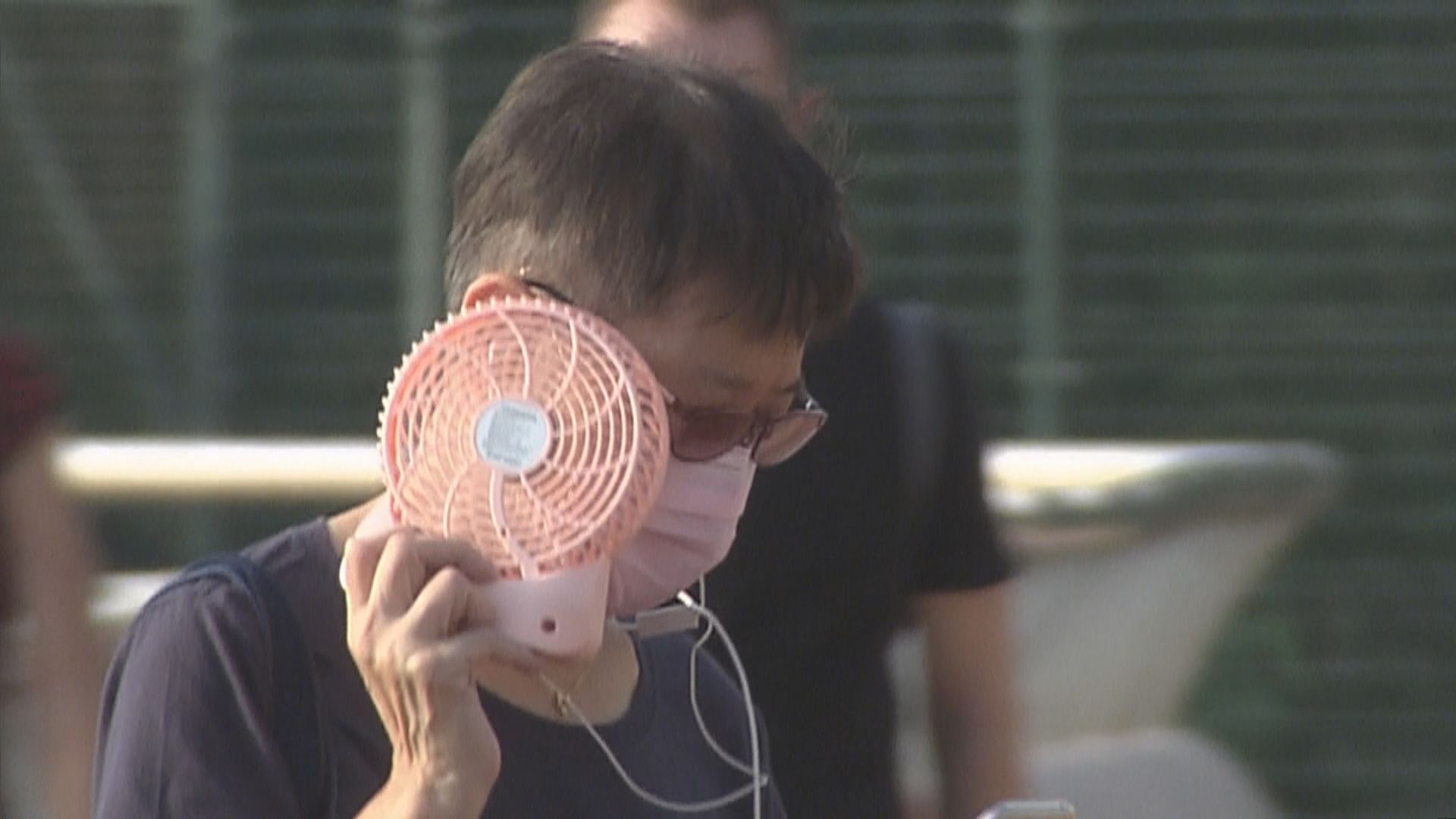 酷熱天氣持續　有家庭醫生指中暑及熱衰竭求診個案增
