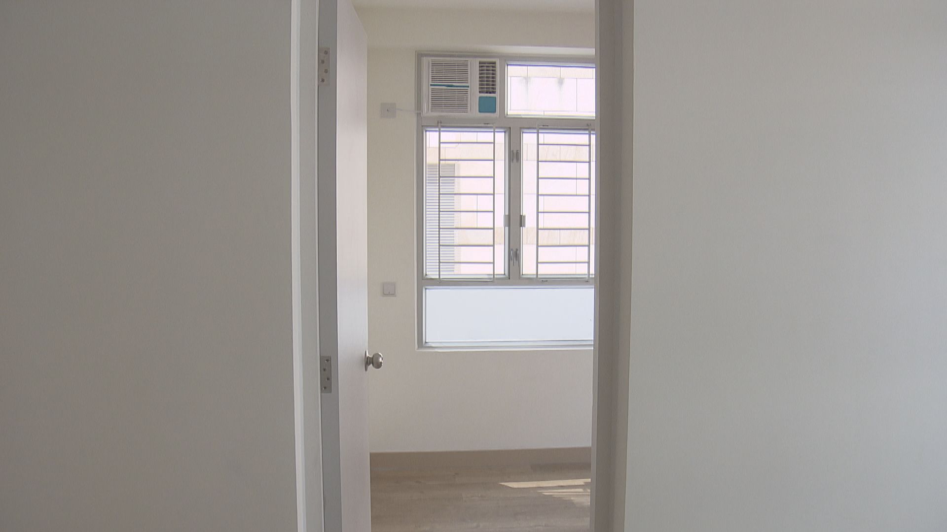 房屋局推過渡屋搬遷津貼 料3.5萬人受惠