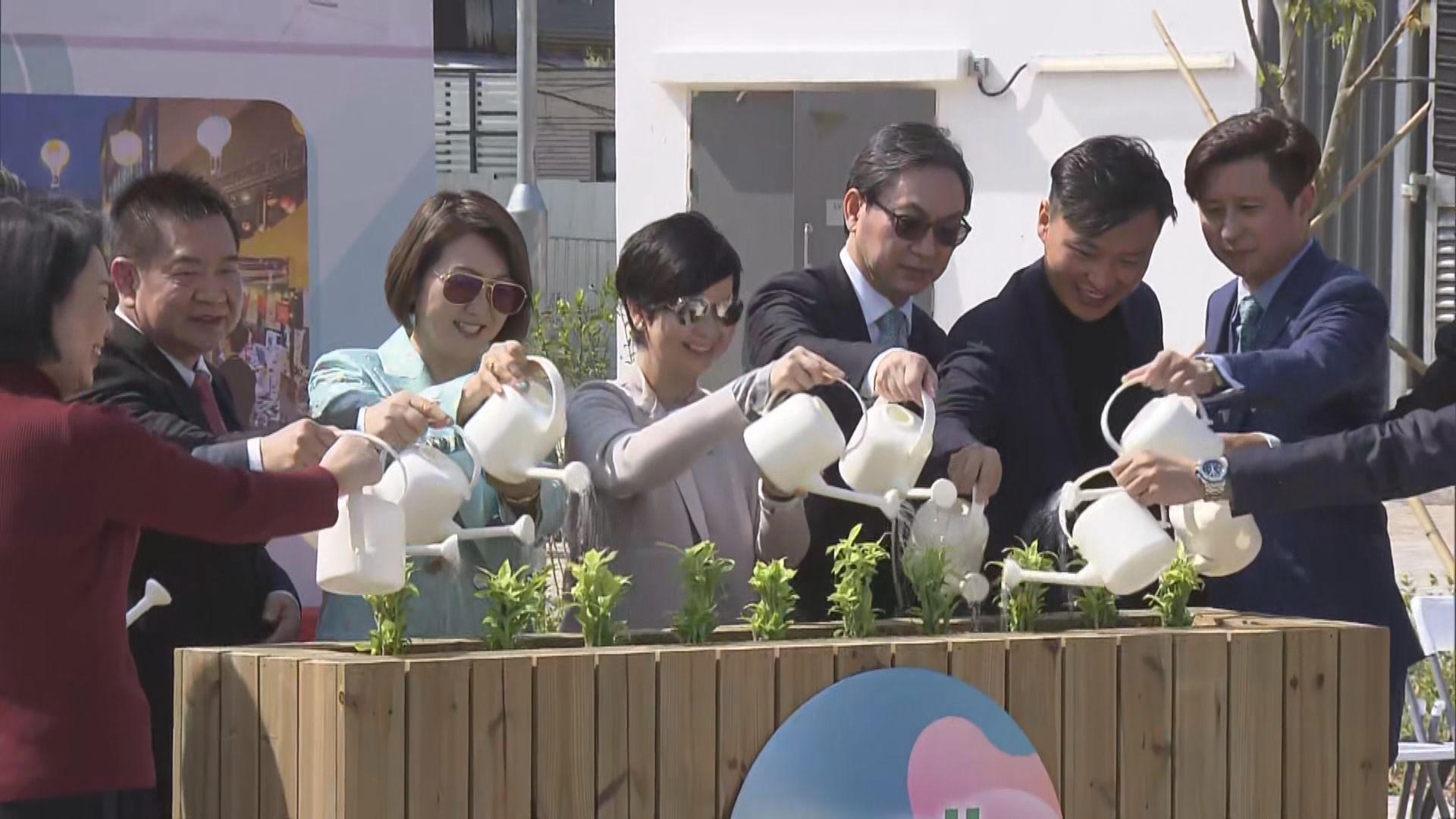 江夏圍村過渡性房屋舉行竣工入伙儀式