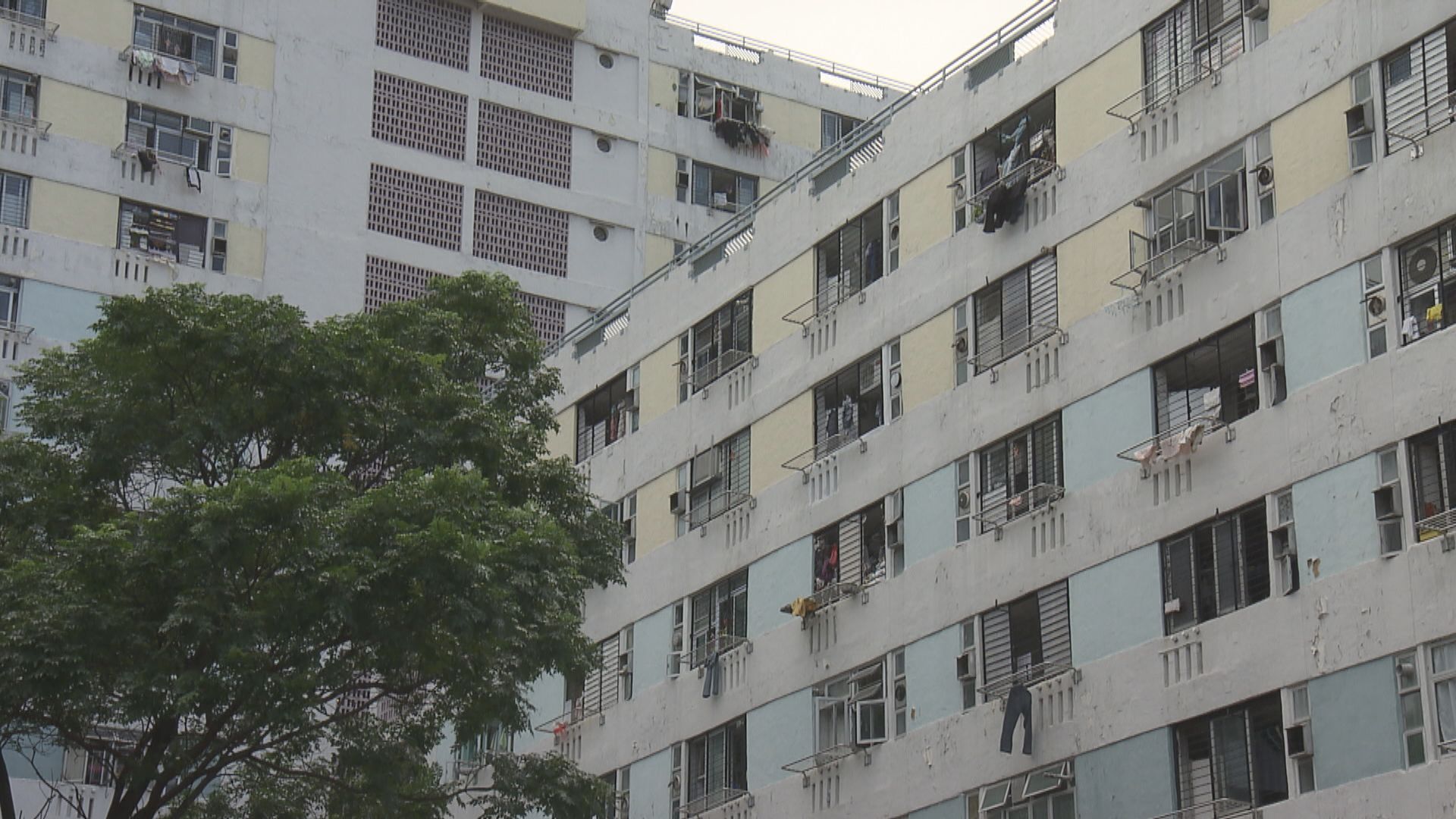 房委會建議9月起公屋加租9.66%