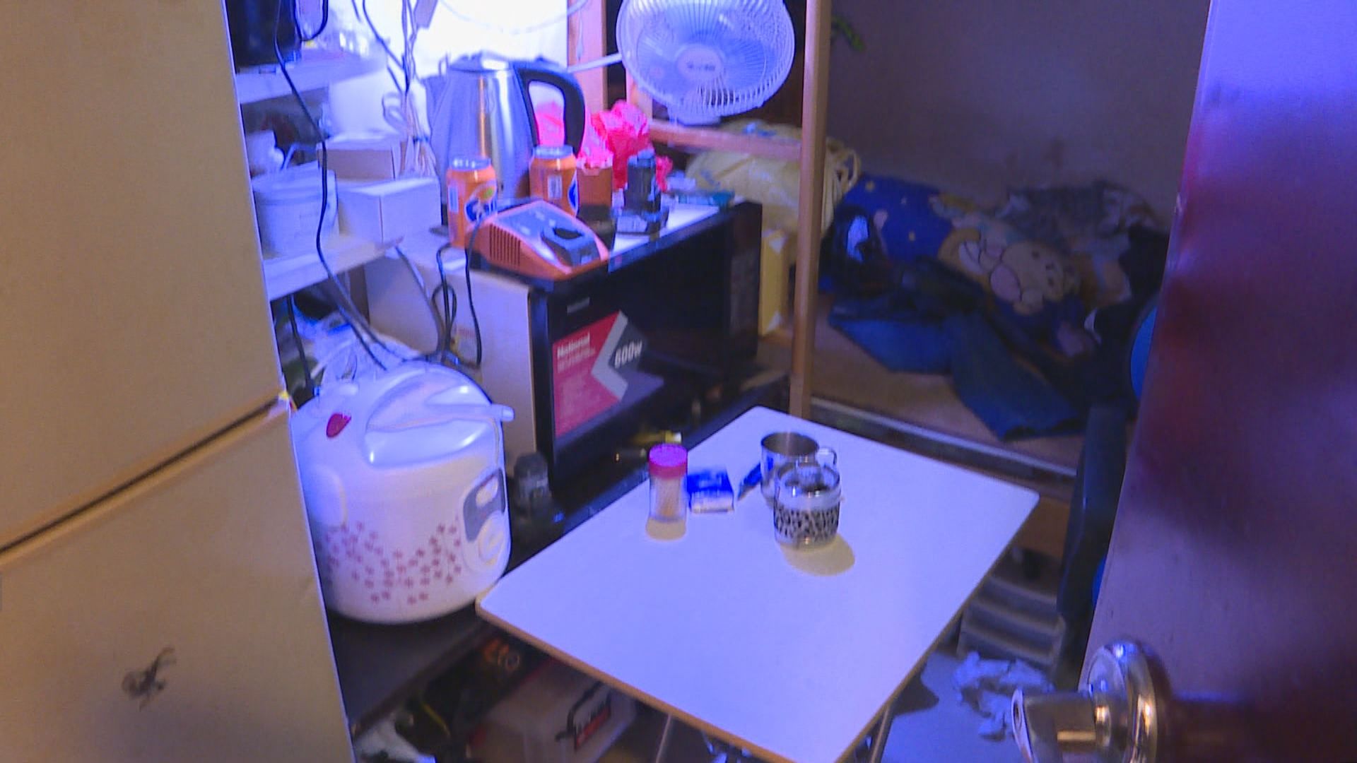 政府建議向輪候公屋三年以上住戶發放現金津貼