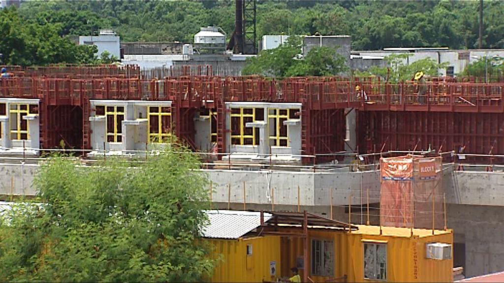 黃遠輝：綠置居應與公屋單位目標計算